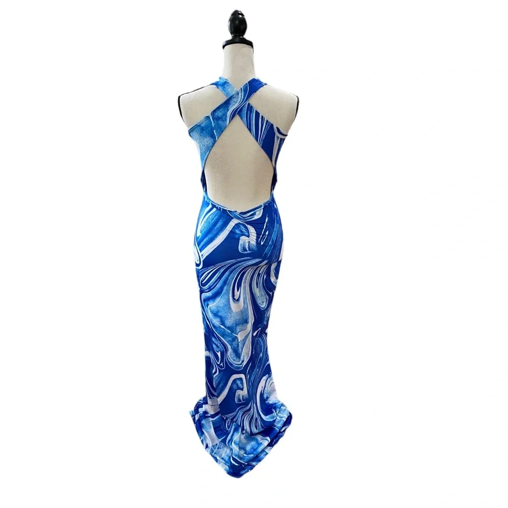 Peek-A-Boo Cut Out Print Cross Back Maxi Dress - Picture 3 of 3